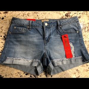 Celebrity pink Jean shorts